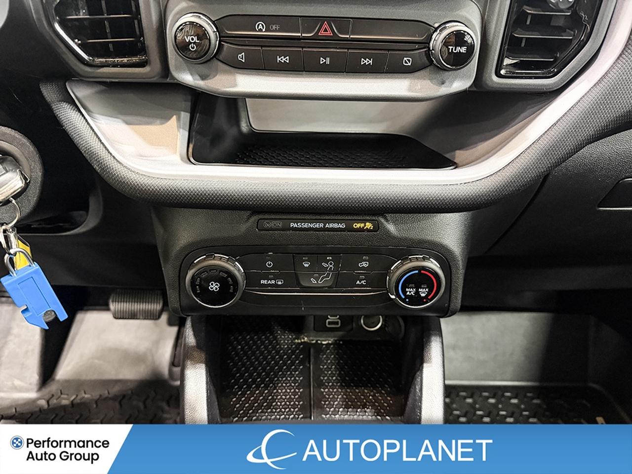 2023 Ford Bronco Sport 4x4, Back Up Cam, Heated Seats, Apple CarPlay! Photo