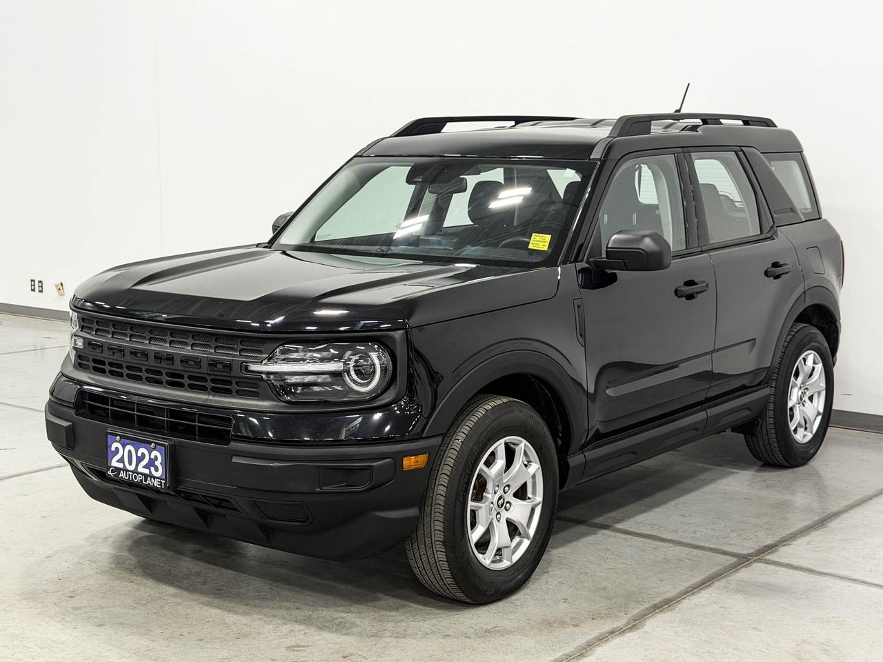 2023 Ford Bronco Sport 4x4, Back Up Cam, Heated Seats, Apple CarPlay! Photo
