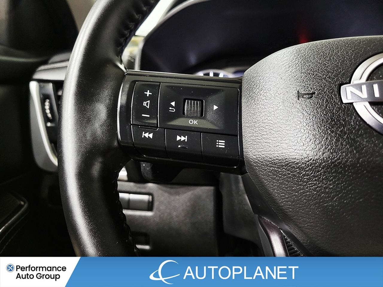 2025 Nissan Rogue SV AWD, Back Up Cam, Heated Seats, Pano Roof! Photo