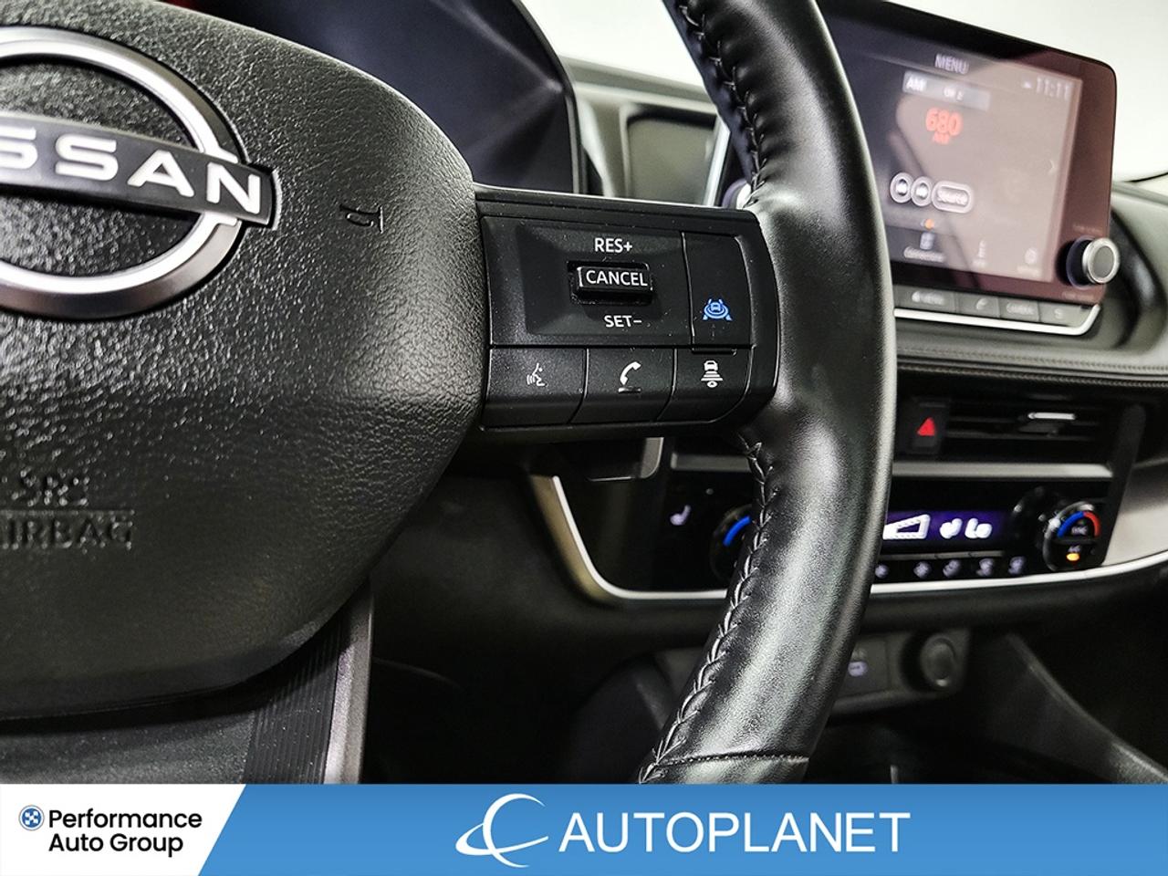 2025 Nissan Rogue SV AWD, Back Up Cam, Heated Seats, Pano Roof! Photo