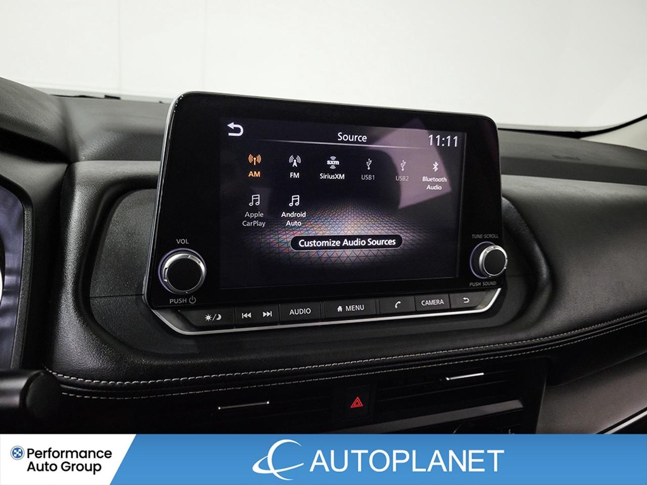 2025 Nissan Rogue SV AWD, Back Up Cam, Heated Seats, Pano Roof! Photo