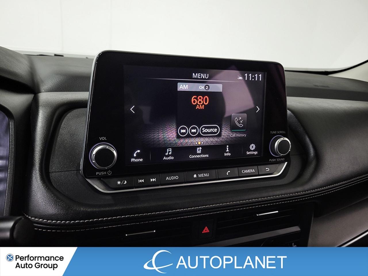 2025 Nissan Rogue SV AWD, Back Up Cam, Heated Seats, Pano Roof! Photo