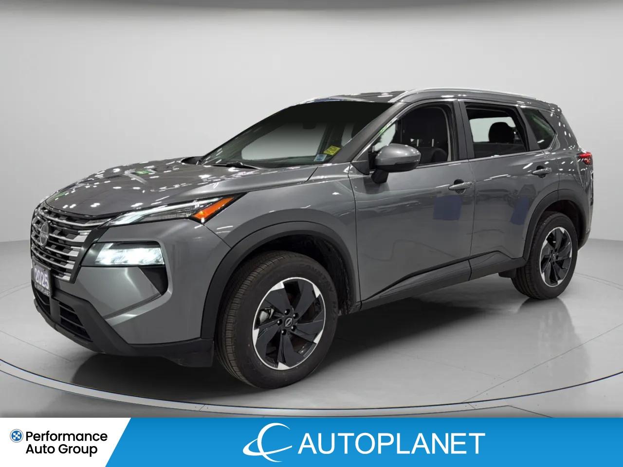 2025 Nissan Rogue SV AWD, Pano Roof, Apple CarPlay, Heated Seats! Photo0