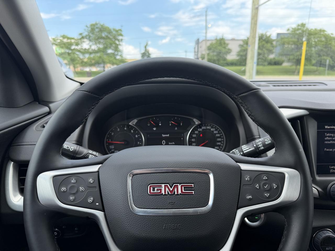 2024 GMC Terrain SLT AWD   NO CLAIMS   LEATHER   APPLE CARPLAY Photo