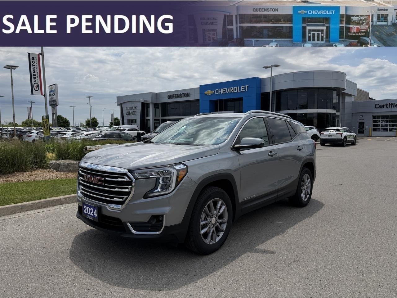 2024 GMC Terrain SLT AWD   WELL MAINTAINED   OFF LEASE   LOW KM Photo0