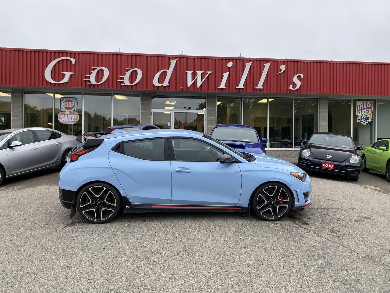 2020 Hyundai Veloster N 6 SPEED MANUAL, CLEAN CARFAX, HEATED SEATS & WHEEL Photo