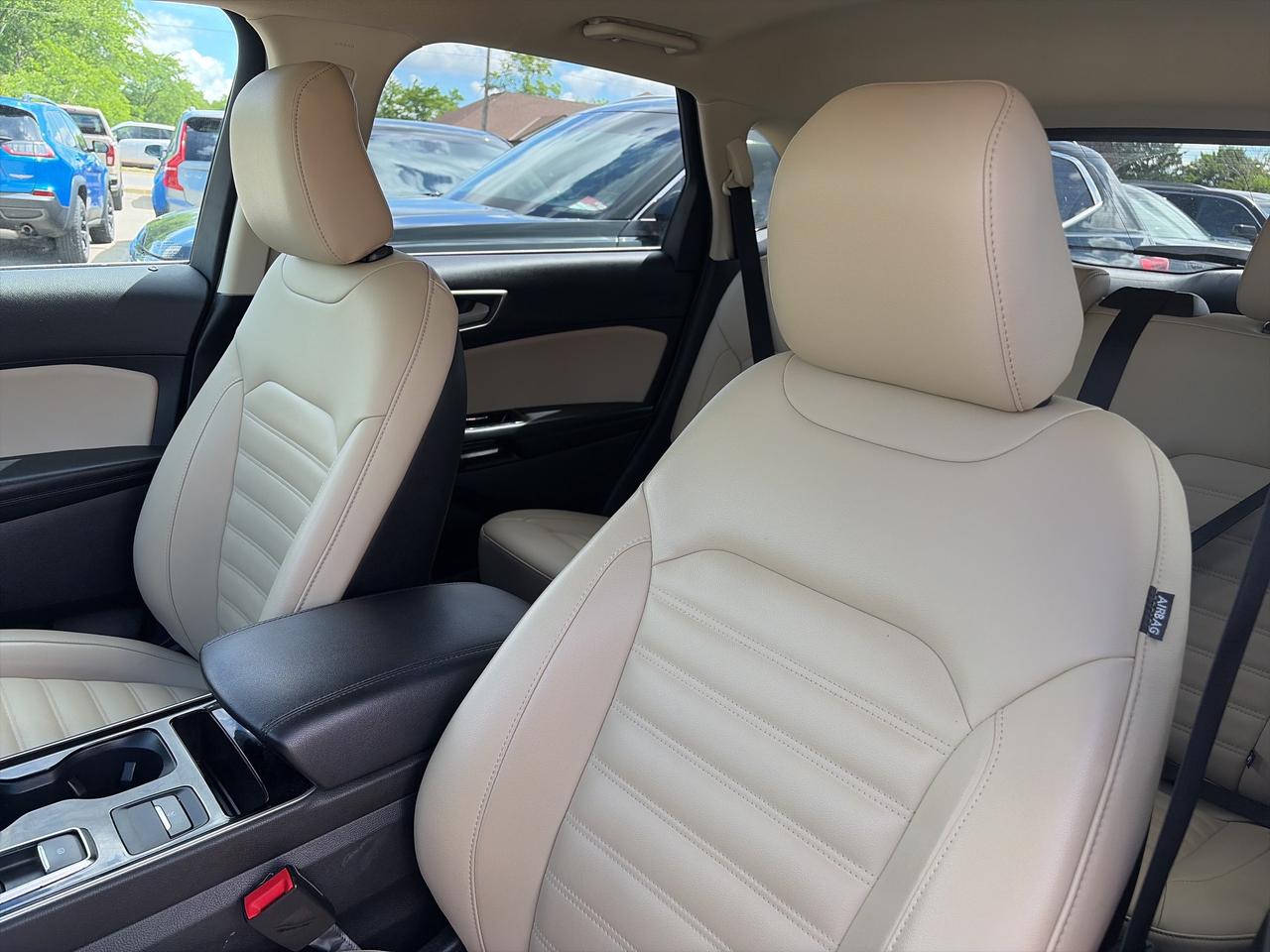 2020 Ford Edge SEL, CLEAN CARFAX, HEATED LEATHER, REMOTE START! Photo