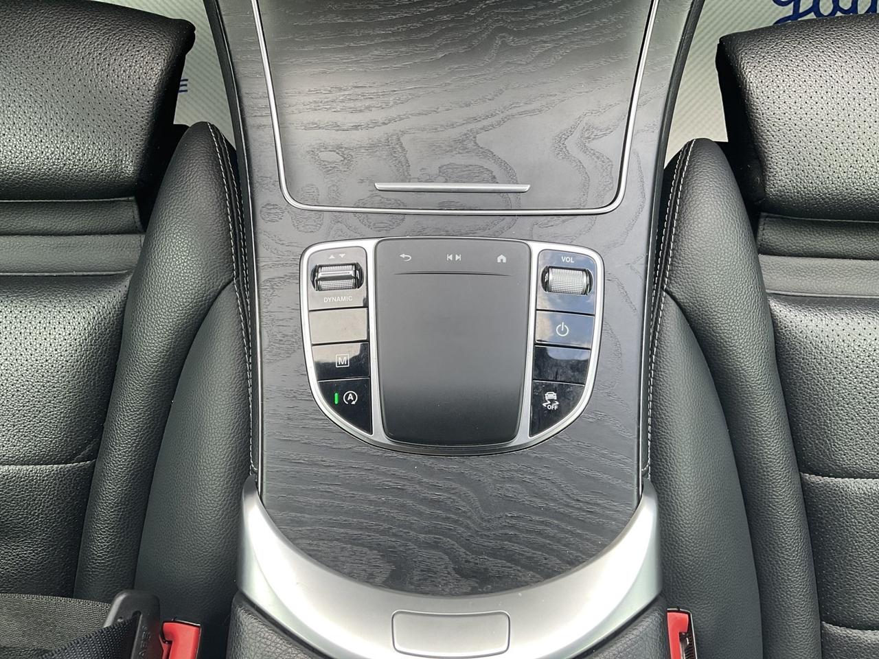 2020 Mercedes-Benz GLC-Class GLC300 4MATIC - LTHR! NAV! BACK-UP CAM! BSM! PANO Photo