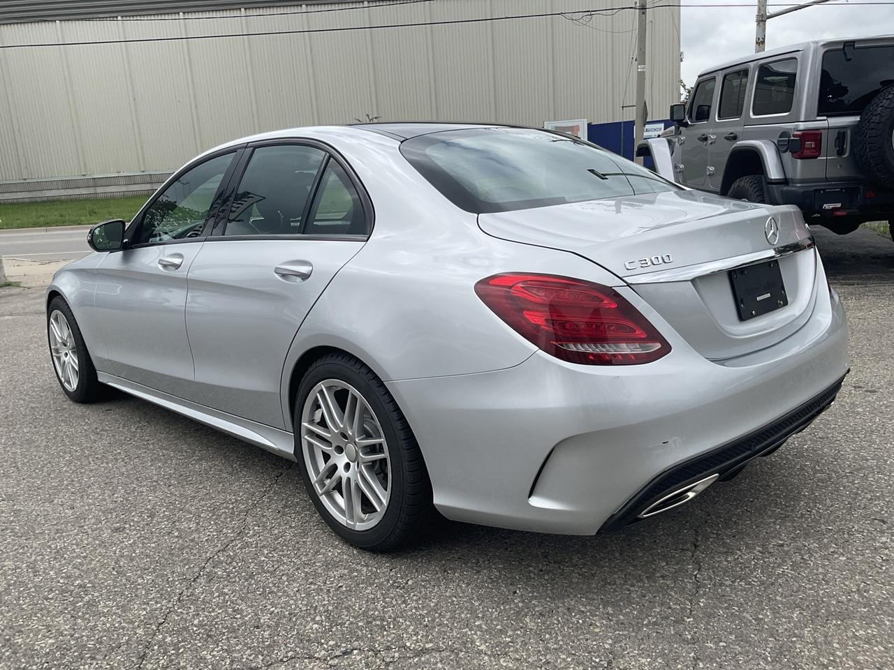 2017 Mercedes-Benz C-Class C300 4MATIC Sedan - LTHR! NAV! BACK-UP CAM! BSM! S Photo4
