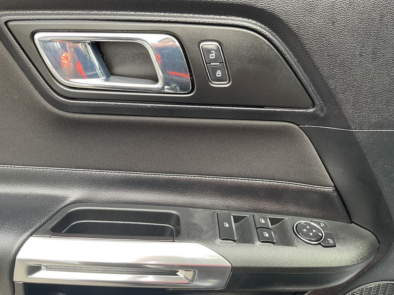 2015 Ford Mustang V6 Convertible - BACK-UP CAM! ACCIDENT FREE! LOW M Photo