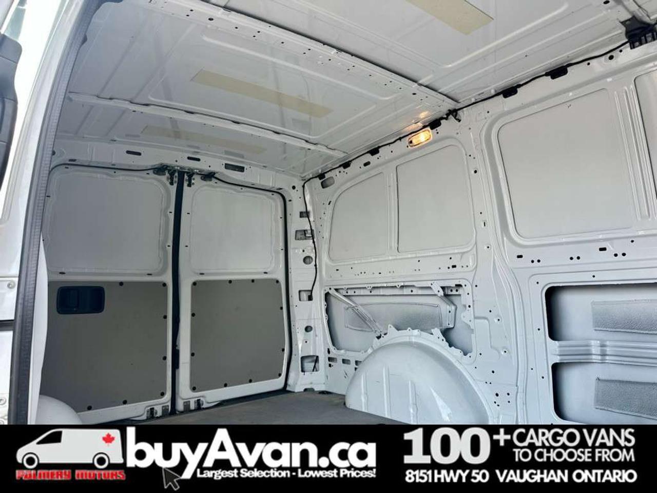 2023 Mercedes-Benz Metris Cargo 126 WB + Divider   SAFETY INCLUDED Photo