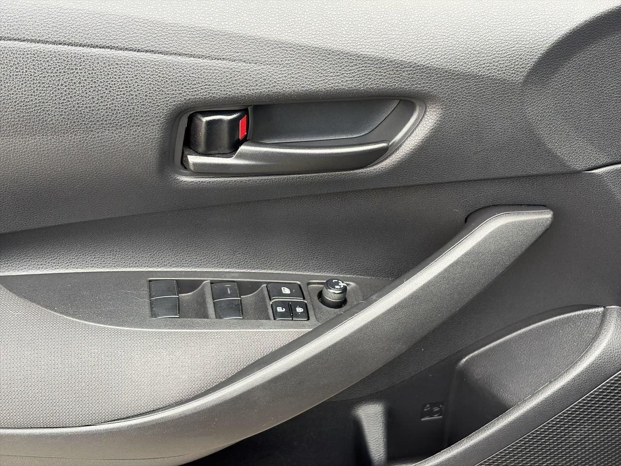 2022 Toyota Corolla LE SAFETY CERTIFIED   2 TIRE SETS   SUNROOF Photo
