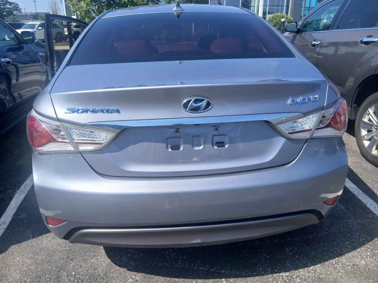 2014 Hyundai Sonata Hybrid at AS IS SPECIAL Photo