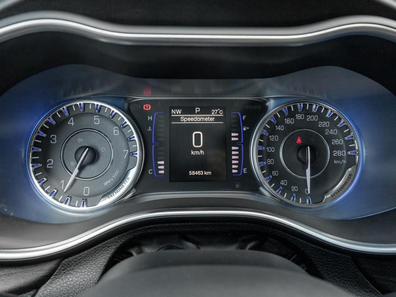 2015 Chrysler 200 Limited 4dr Front-wheel Drive Sedan Photo