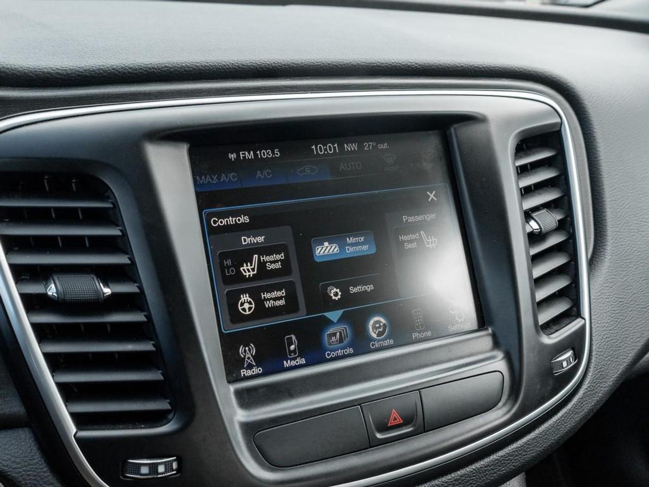 2015 Chrysler 200 Limited 4dr Front-wheel Drive Sedan Photo