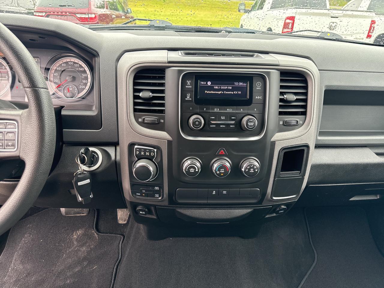 2019 RAM 1500 Classic ST - cruise control Photo