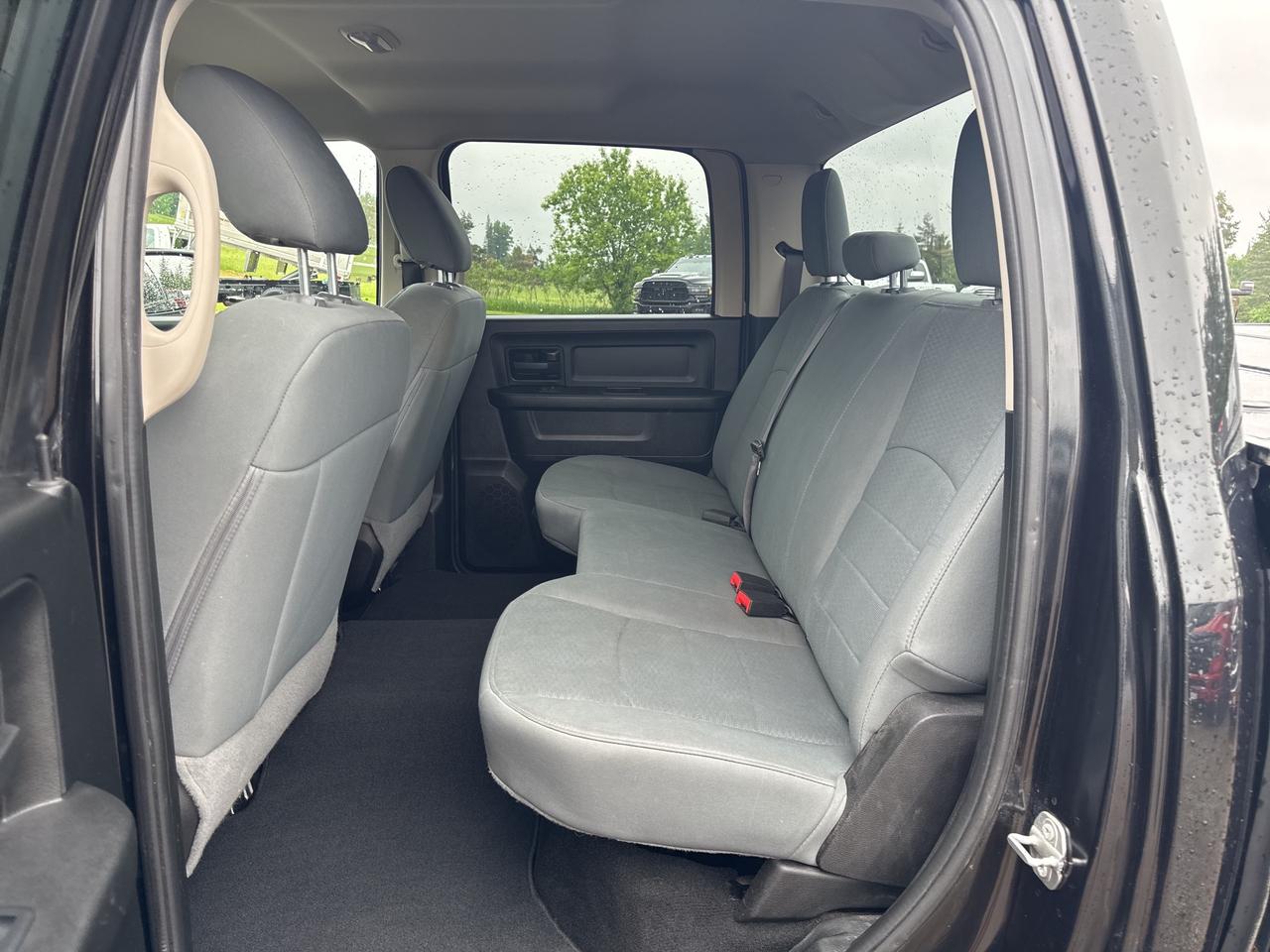2019 RAM 1500 Classic ST - cruise control Photo