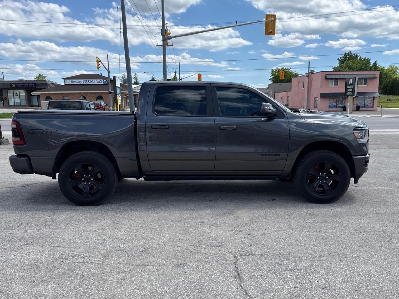2024 RAM 1500 SPORT 4X4 CREW CAB 5'7" BOX Photo