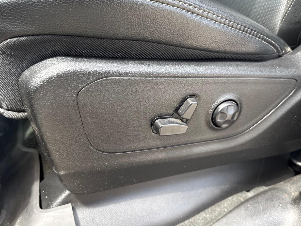 2024 RAM 1500 SPORT 4X4 CREW CAB 5'7" BOX Photo
