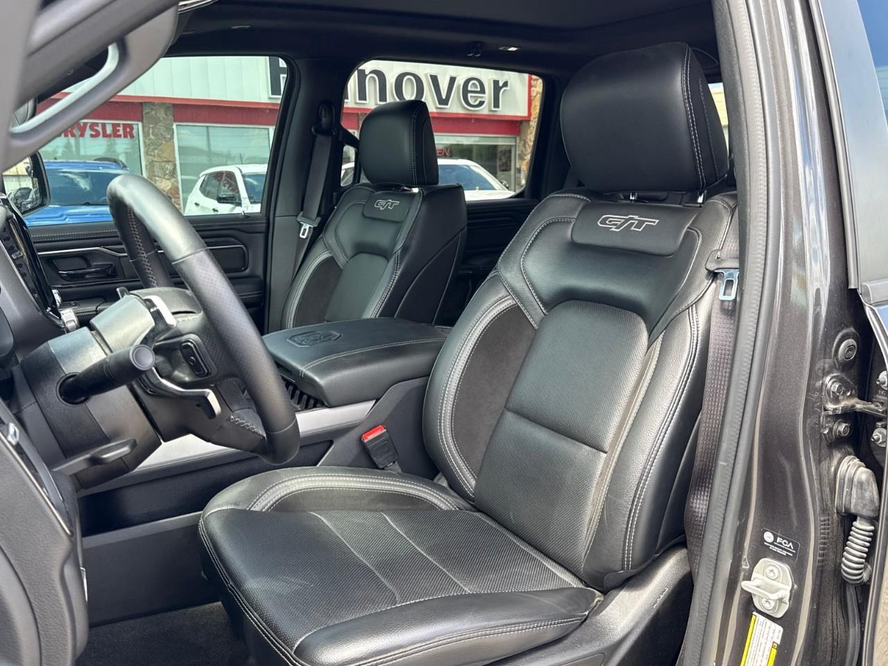 2024 RAM 1500 SPORT 4X4 CREW CAB 5'7" BOX Photo