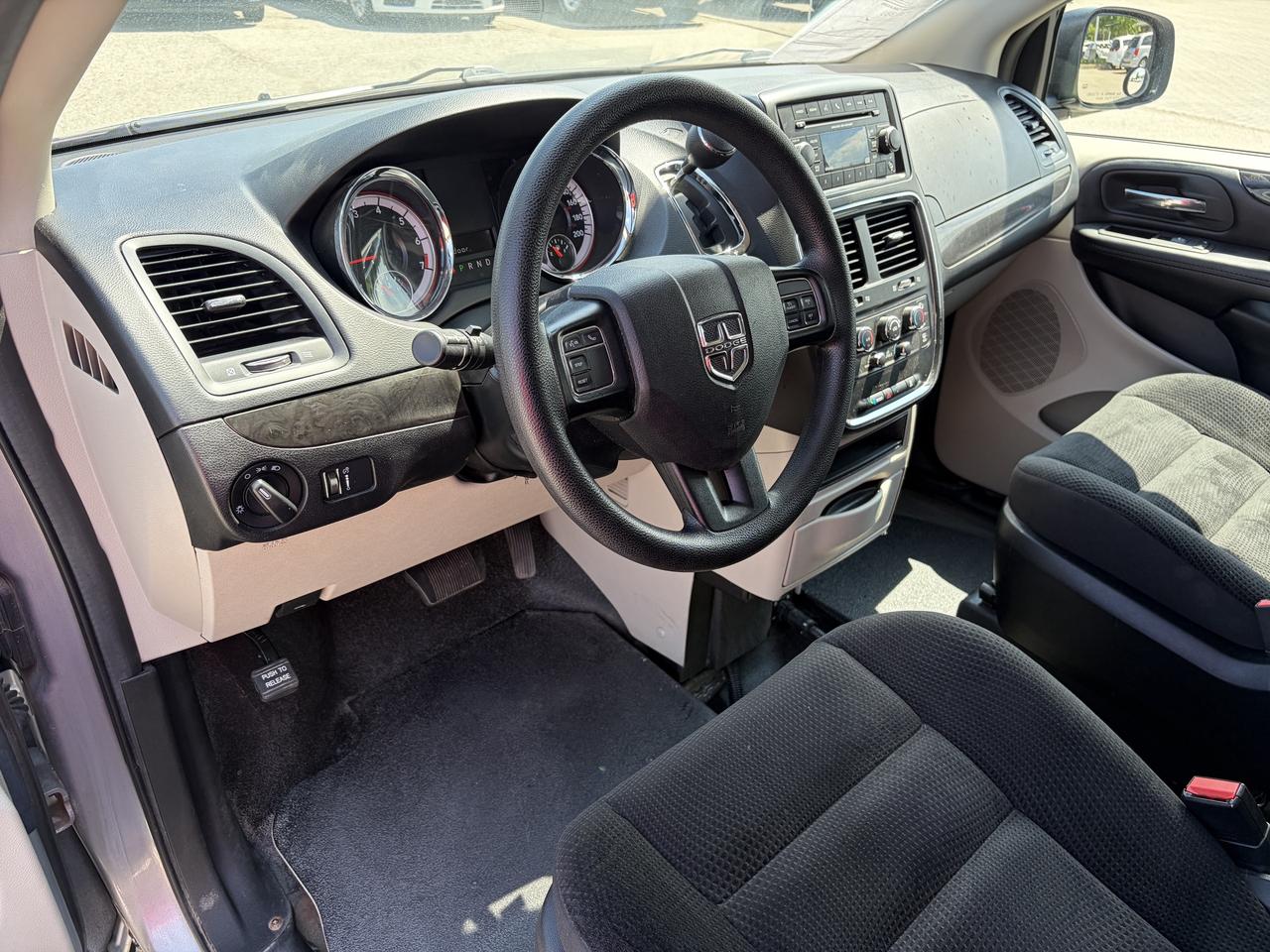 2020 Dodge Grand Caravan SE Plus Wheelchair Converted Bluetooth Backup Cam Photo
