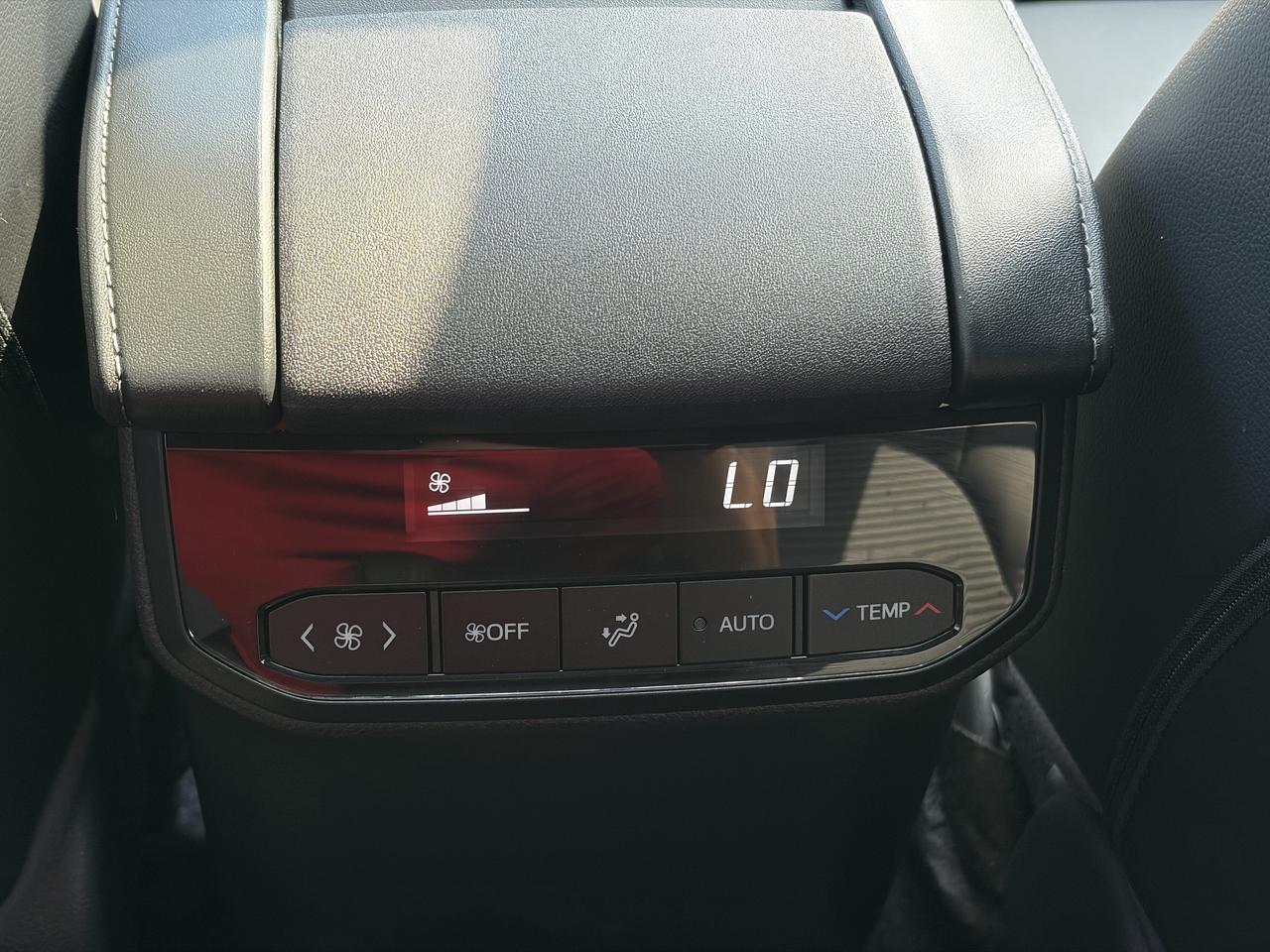 2023 Toyota Highlander XSE AWD   Sunroof   Leather   Heated Seats/S.Wheel Photo