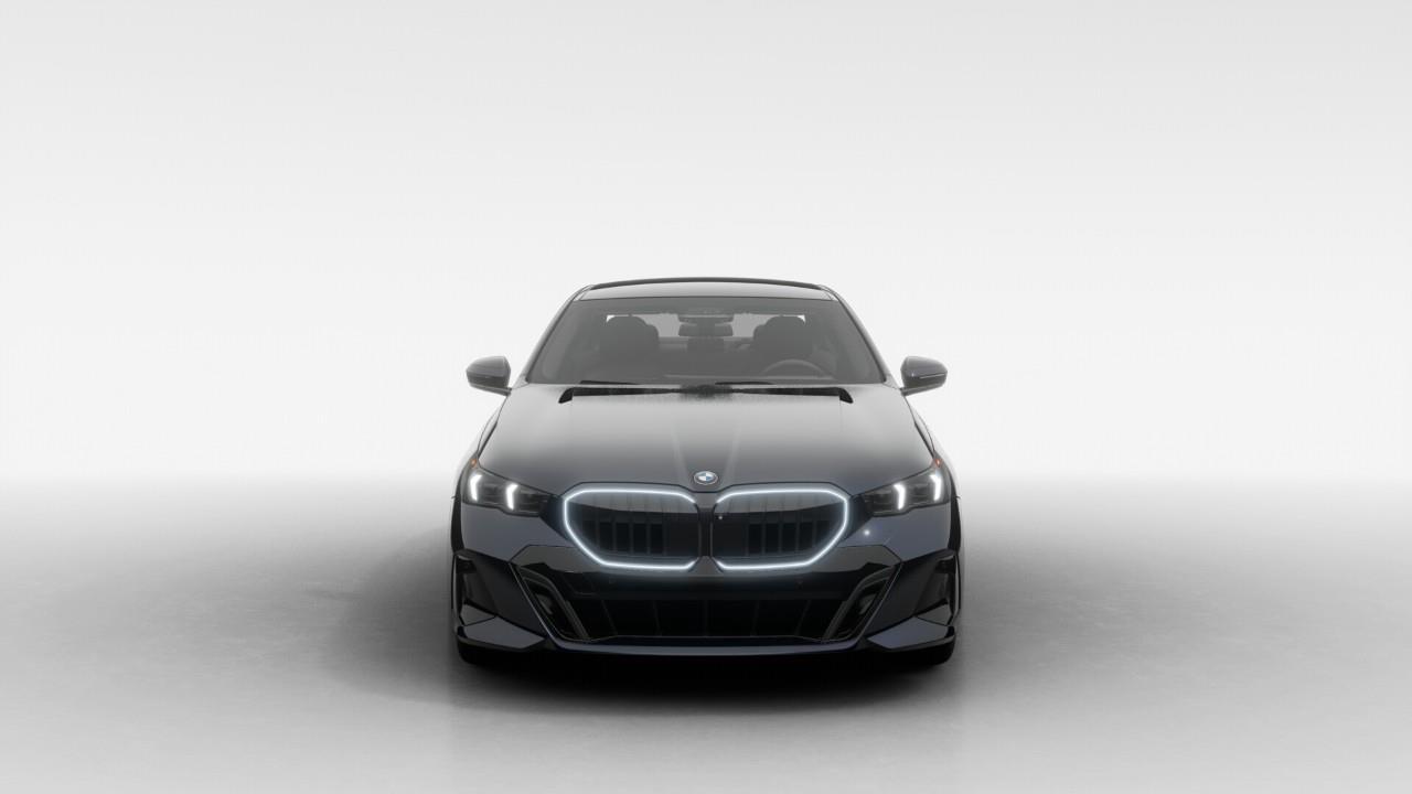 2027 BMW 550e xDrive 4dr All-Wheel Drive Sedan Photo