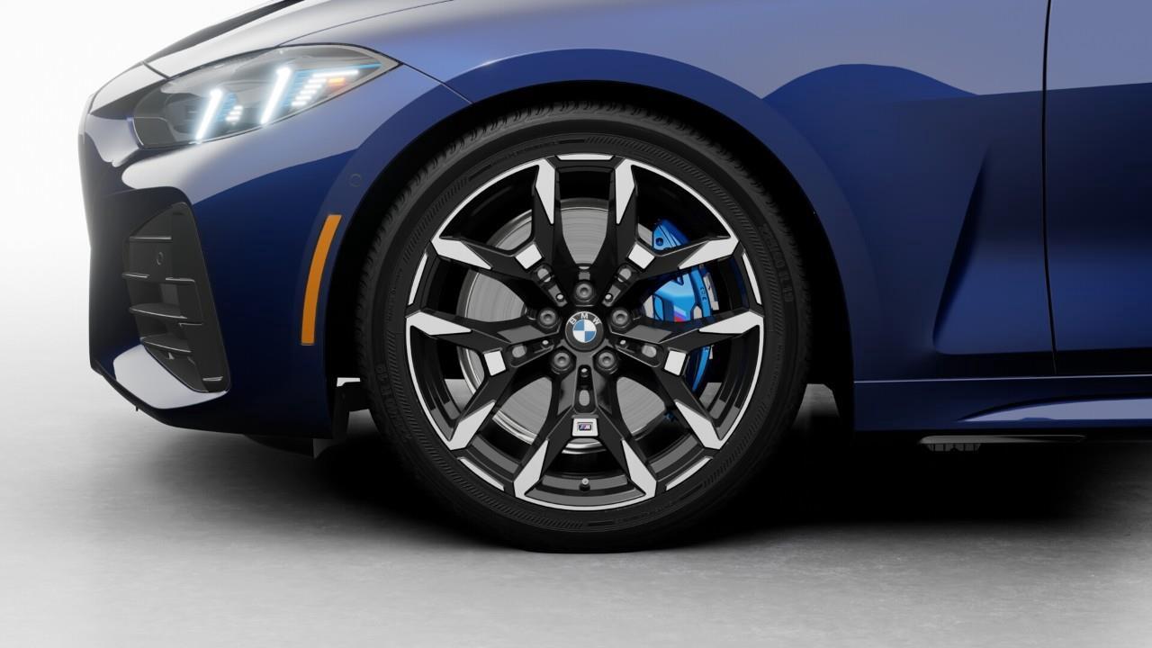 2027 BMW M440 i xDrive 2dr All-Wheel Drive Cabriolet Photo
