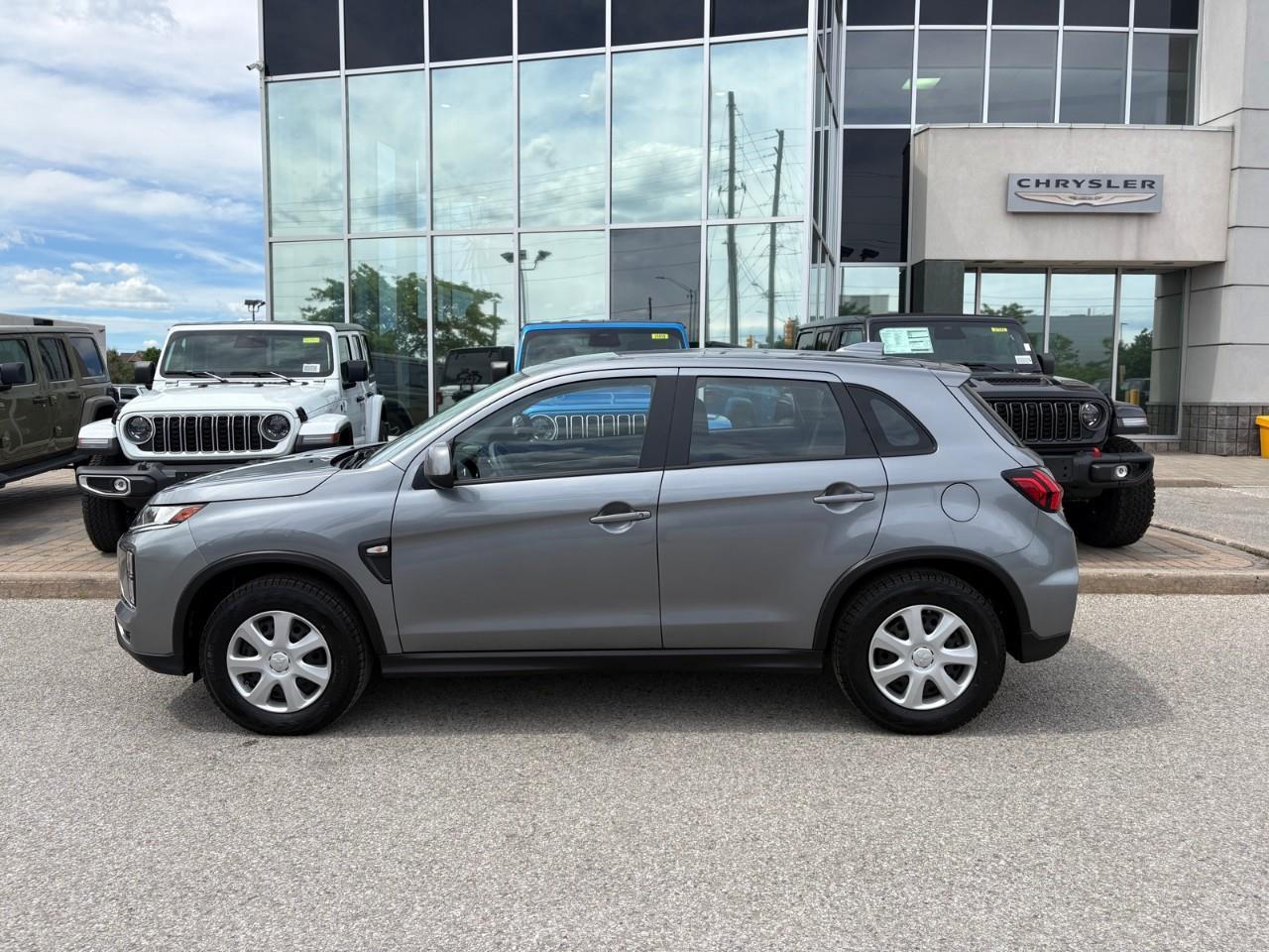 2024 Mitsubishi RVR ES 4dr AWC Photo