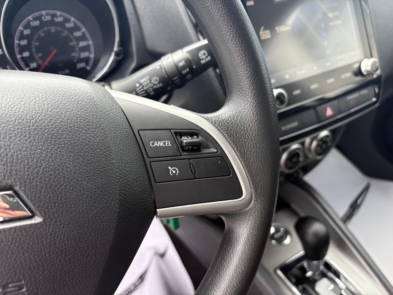 2024 Mitsubishi RVR ES 4dr AWC Photo