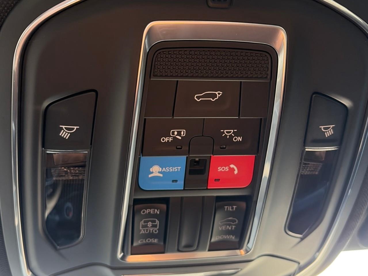 2026 Jeep Grand Cherokee Base 4dr 4x4 Photo