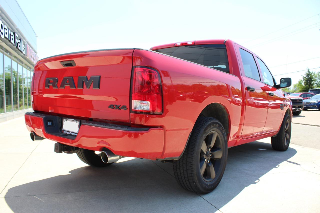 2021 RAM 1500 Classic HEMI, BACK UP CAMERA Photo4