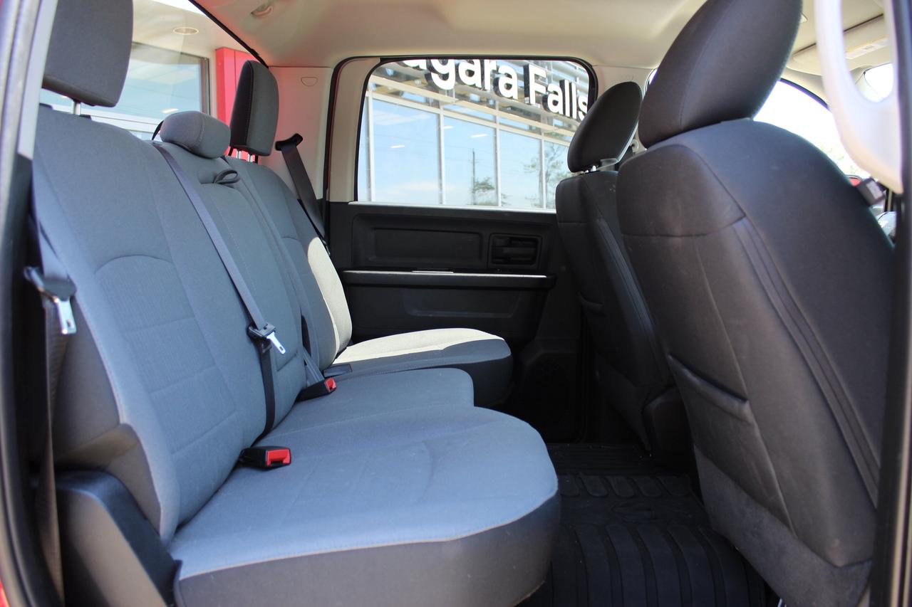 2021 RAM 1500 Classic HEMI, BACK UP CAMERA Photo