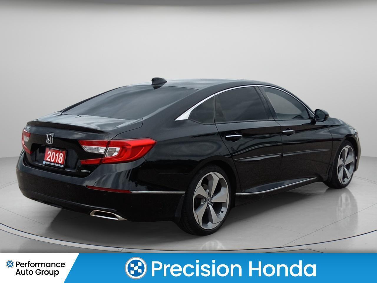 2018 Honda Accord TOURING NAVIGATION LEATHER SUNROOF Photo