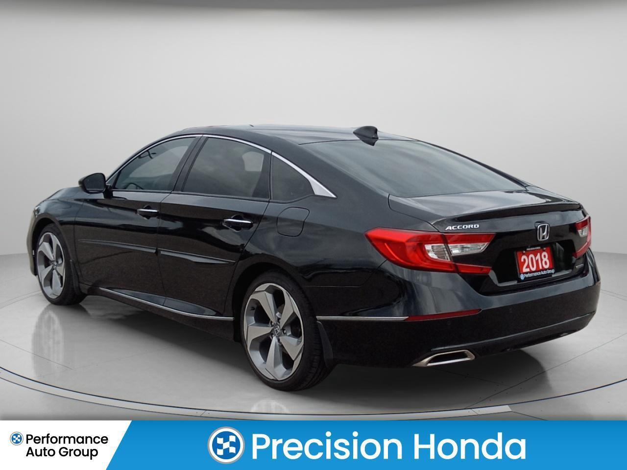 2018 Honda Accord TOURING NAVIGATION LEATHER SUNROOF Photo