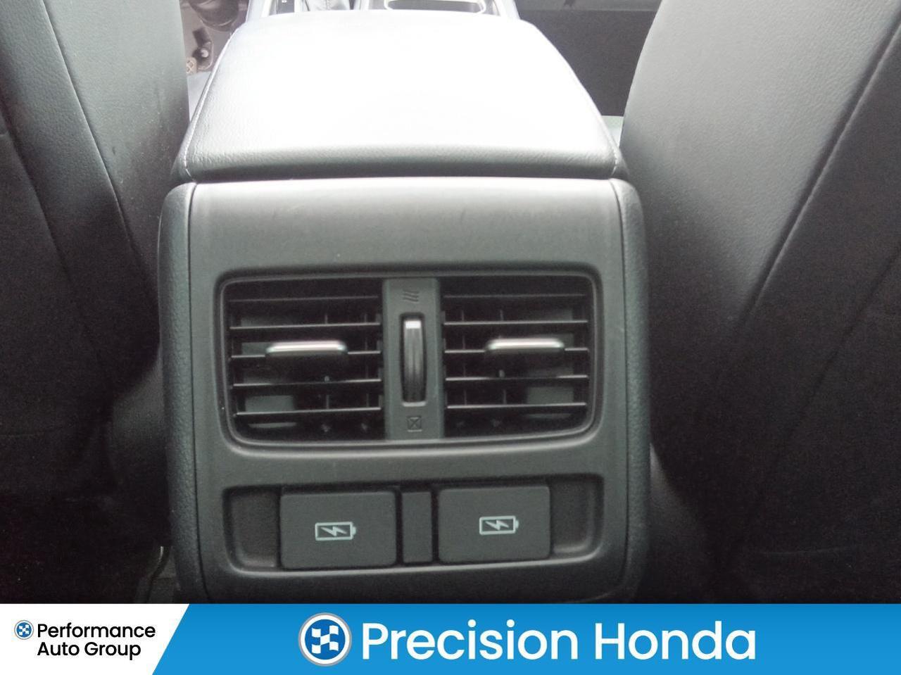 2018 Honda Accord TOURING NAVIGATION LEATHER SUNROOF Photo