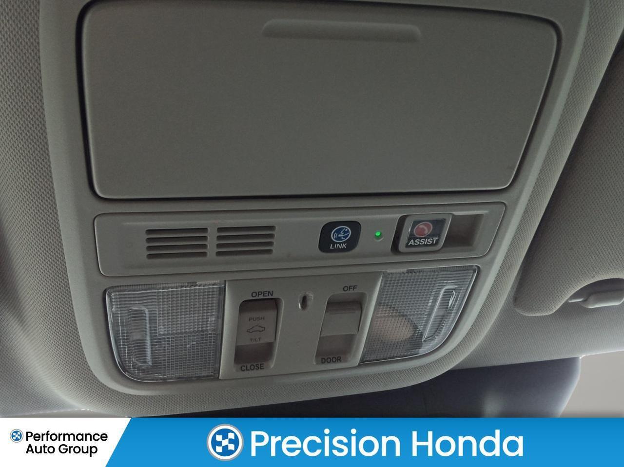 2018 Honda Accord TOURING NAVIGATION LEATHER SUNROOF Photo