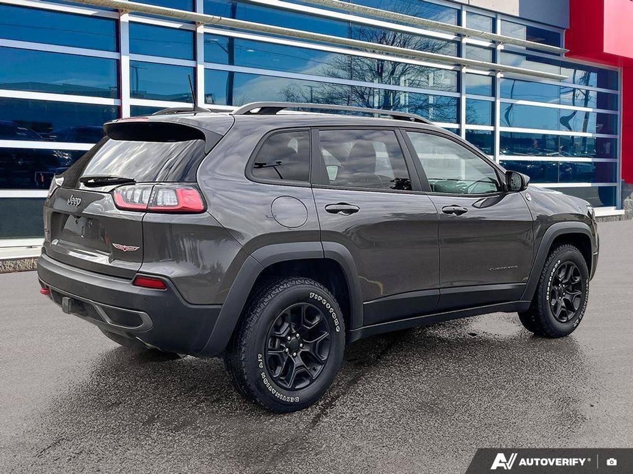 2020 Jeep Cherokee Trailhawk Elite | Leather | Navigation | Sunroof | Ventilated Seats | Power Liftgate | Tow Group | Photo