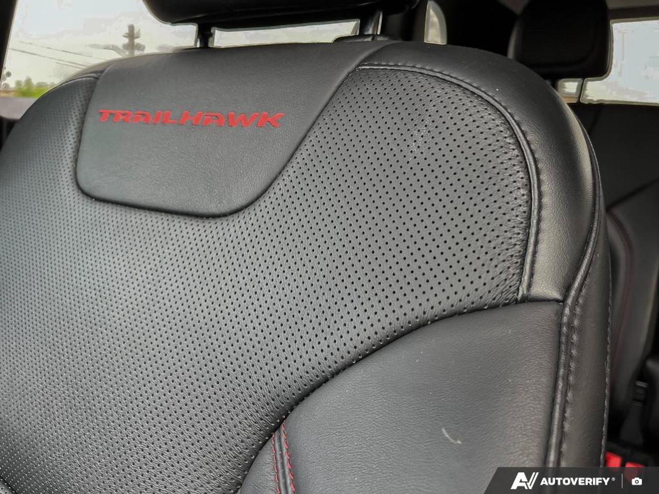 2020 Jeep Cherokee Trailhawk Elite | Leather | Navigation | Sunroof | Ventilated Seats | Power Liftgate | Tow Group | Photo