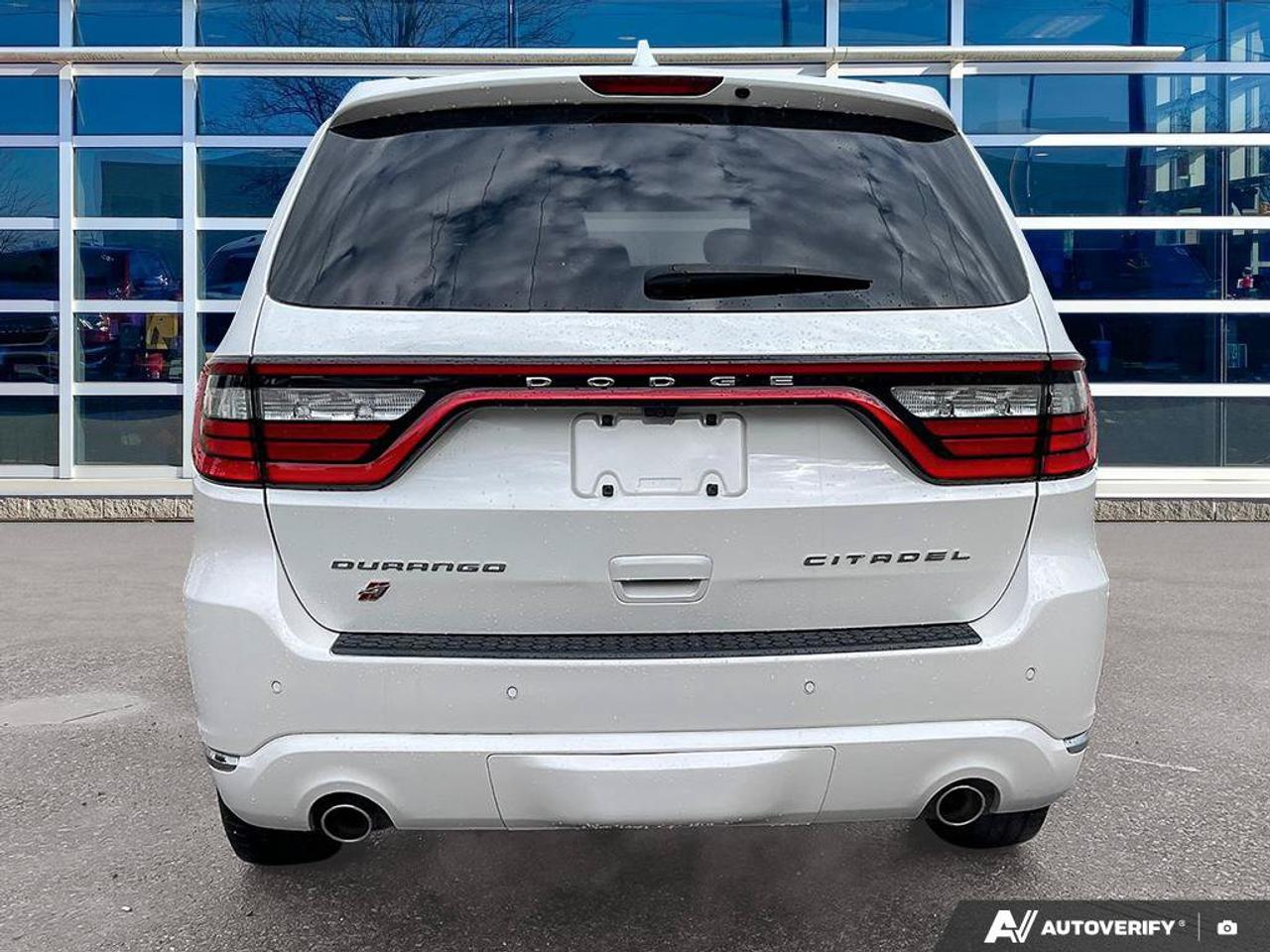 2020 Dodge Durango Citadel | V8 HEMI | Leather | Navigation | Sunroof | Adaptive Cruise | Blind-Spot | Tow Group IV | Photo