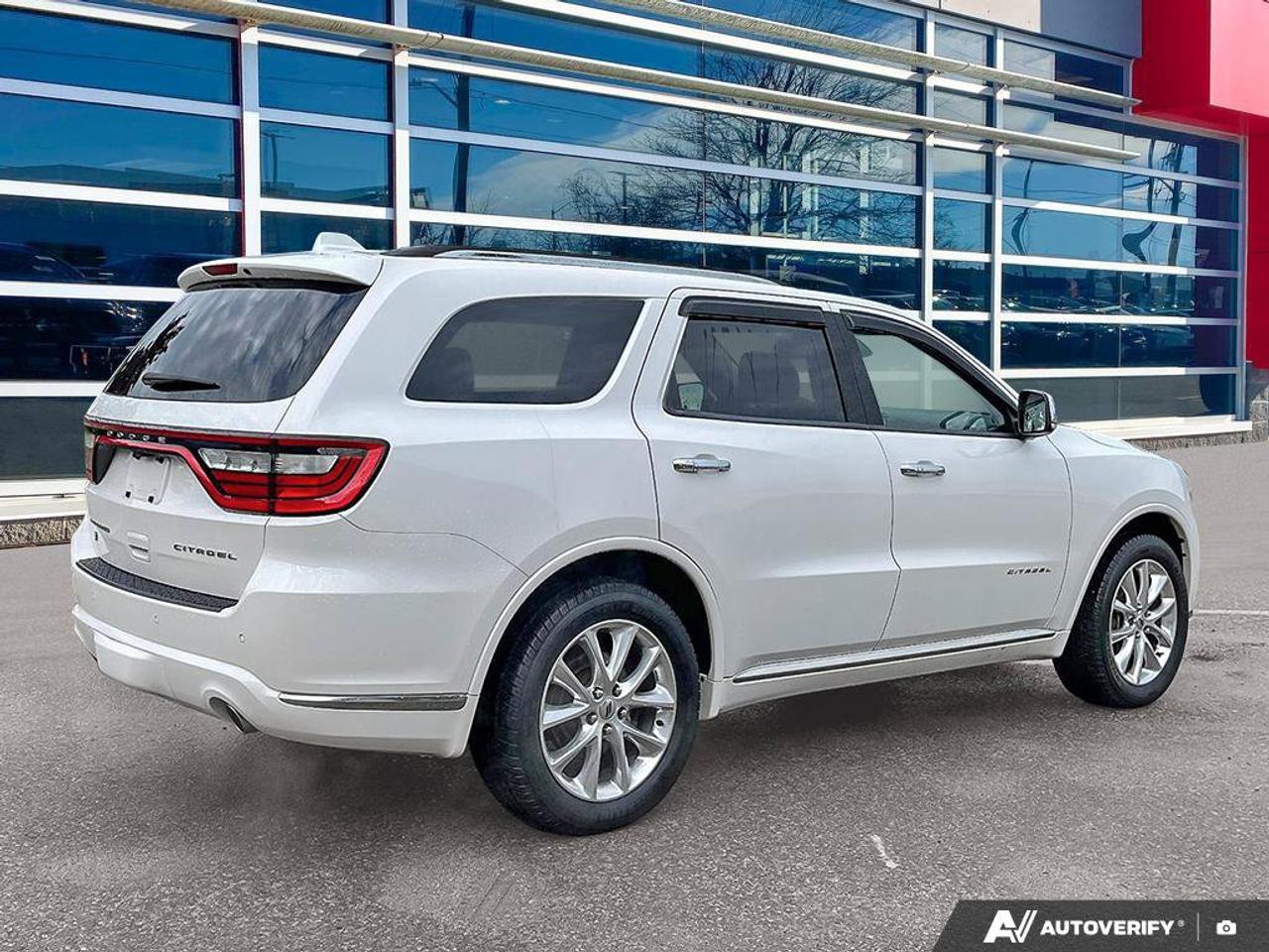 2020 Dodge Durango Citadel | V8 HEMI | Leather | Navigation | Sunroof | Adaptive Cruise | Blind-Spot | Tow Group IV | Photo