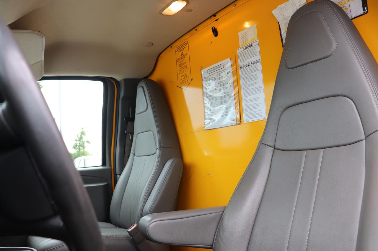 2019 GMC Savana 3500 VAN 177 Photo
