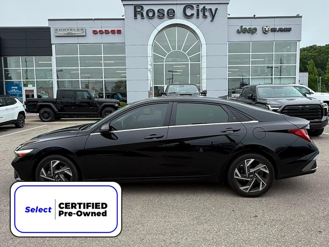 2024 Hyundai Elantra LUXURY   One Owner No Accidents   Local Trade Photo