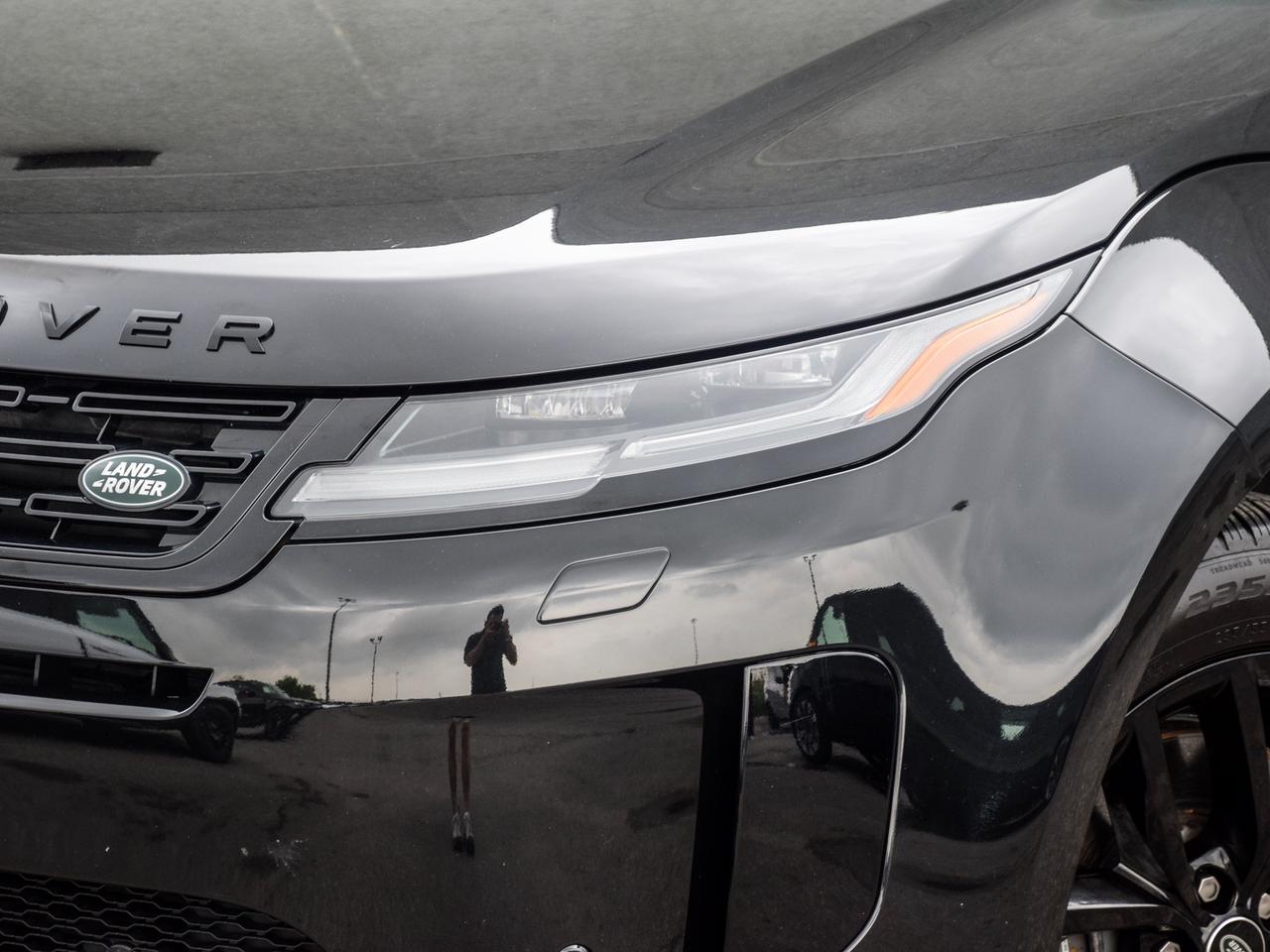 2024 Land Rover Range Rover Evoque S Photo