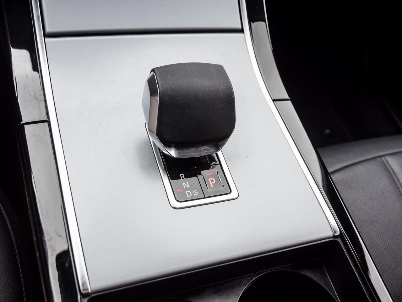 2024 Land Rover Range Rover Evoque S Photo