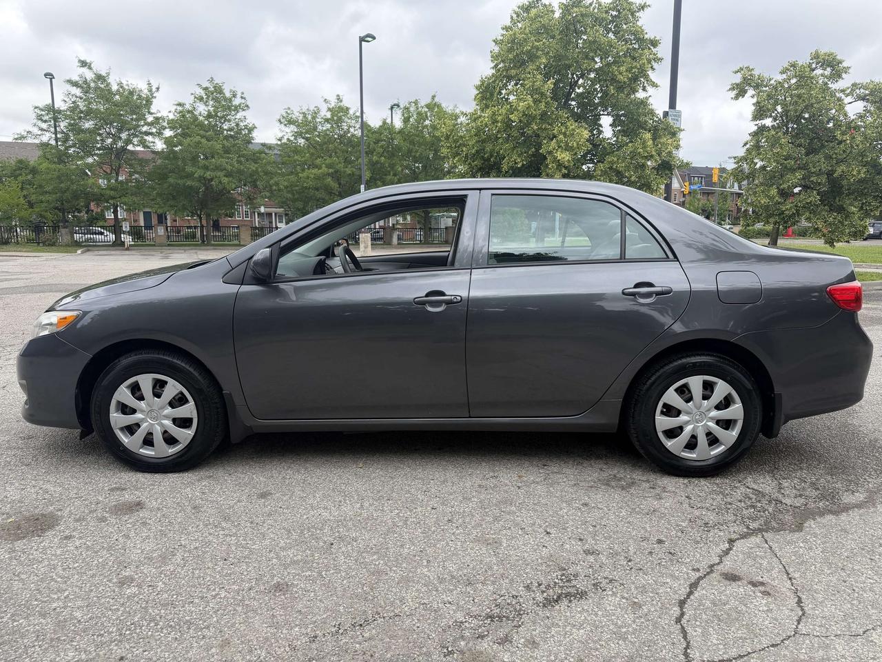 2010 Toyota Corolla CE / AUTO/!!!!!!  JUST SOLD SOLD SOLD SOLD SOLD Photo5