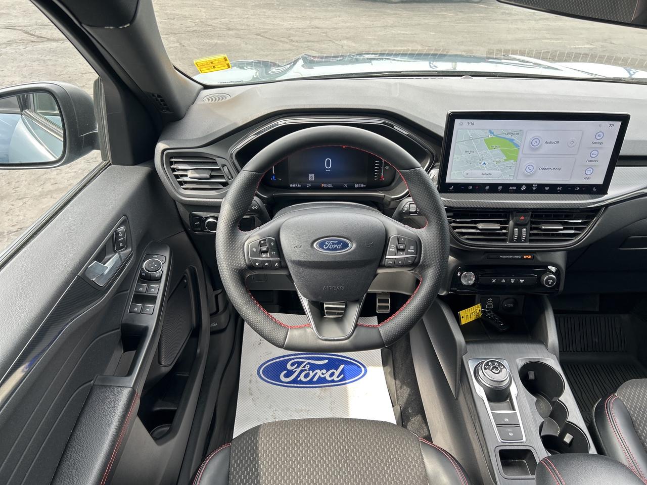 2024 Ford Escape ST LINE 1.5L AWD TECH PKG ADAPTIVE CRUISE LOW KMS Photo