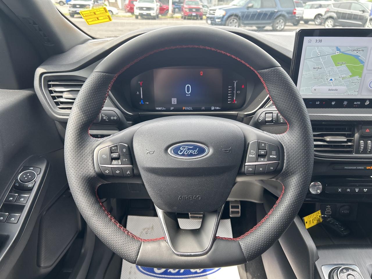 2024 Ford Escape ST LINE 1.5L AWD TECH PKG ADAPTIVE CRUISE LOW KMS Photo