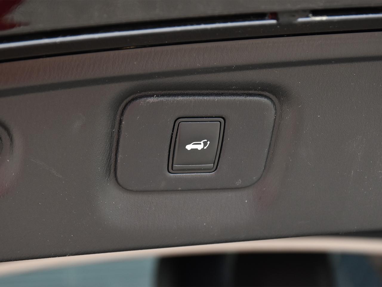 2016 Infiniti QX60 AWD 4dr  - Sunroof -  Power Tailgate Photo