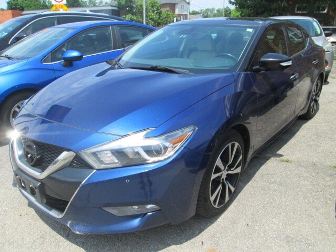 2018 Nissan Maxima Platinum Sedan, Leather, Sunroof, Navigation Photo0